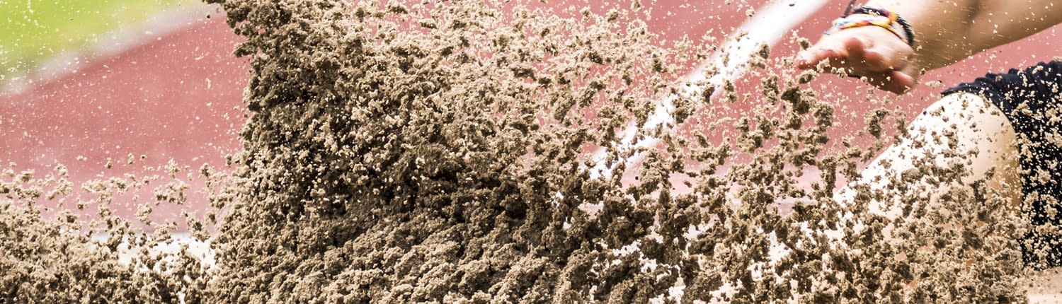 Saubrer Sand in Weitsprunggrube